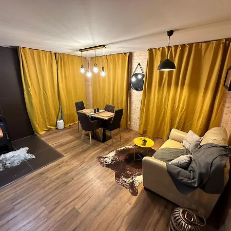 Tiny House V Moravskem Beroune شقة *